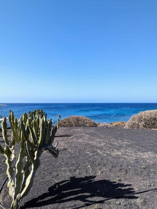 Charming Flat In Los Molinos With Terrace & Pools, Near Playa Bastian Costa Teguise Buitenkant foto